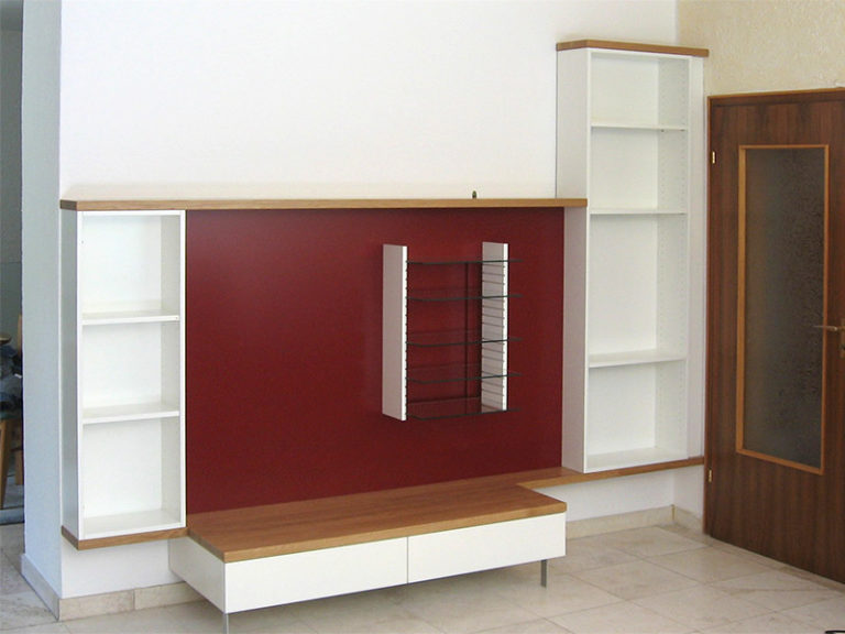Repräsentativer Möbelbau – Medienschrank | Schreinerei Mainz