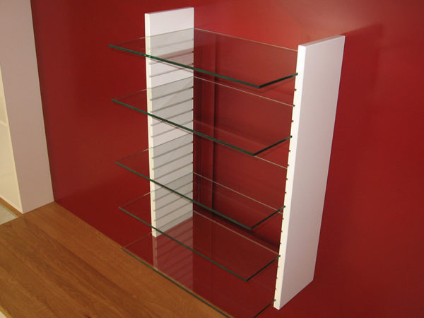 Repräsentativer Möbelbau – Medienschrank | Schreinerei Mainz